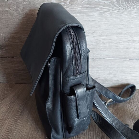 Vintage Tignanello Black Leather Backpack main image 7